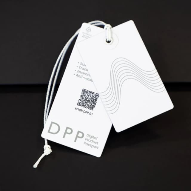 01_Smart Hangtag-Powered by MIOO