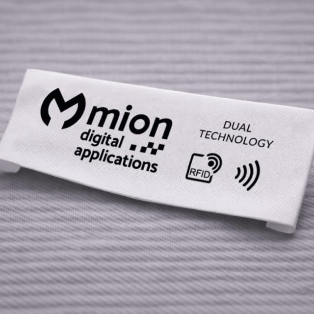 Woven Label with Dual Technology